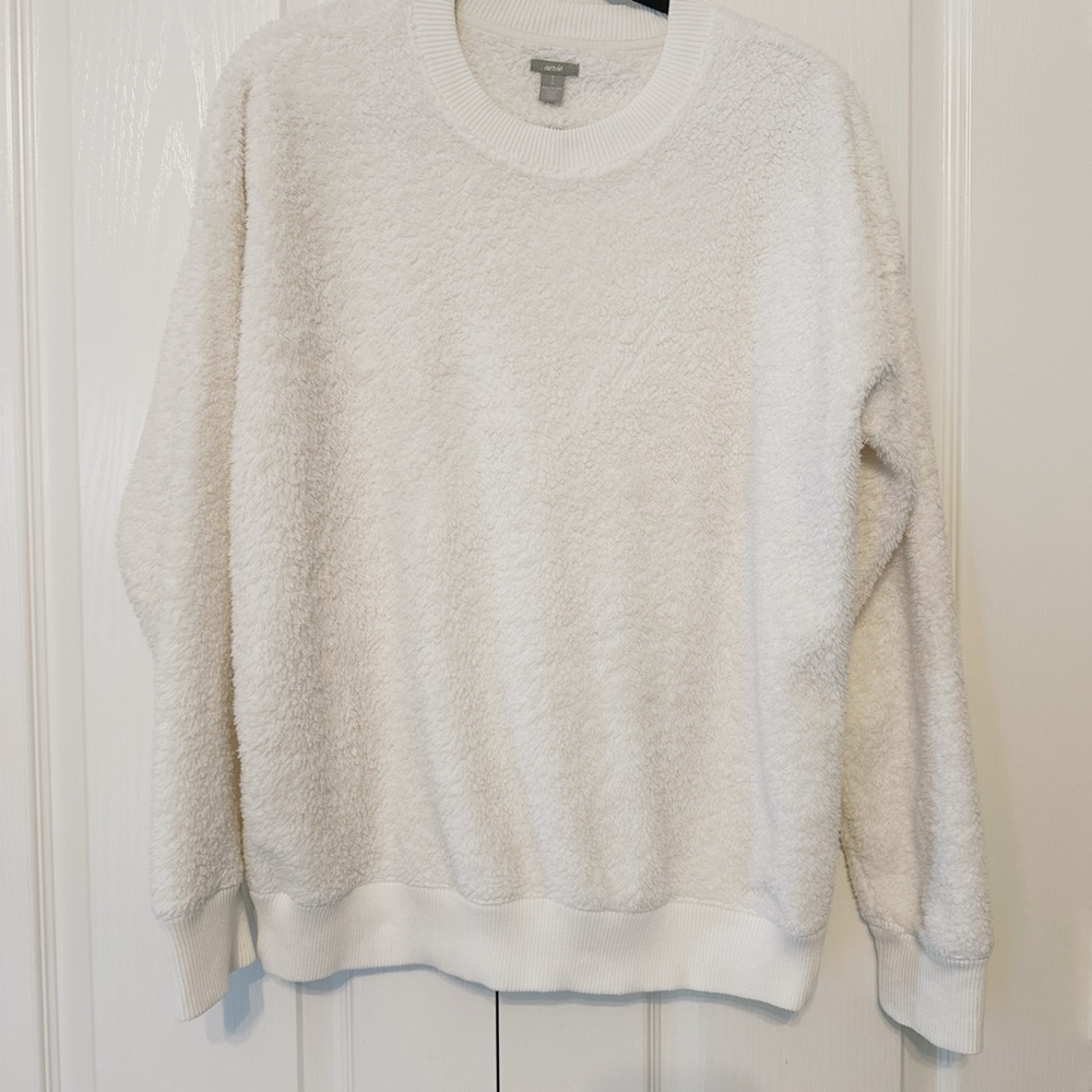 Aerie Woman’s Sherpa Crew Neck Sweater Beige color Size Small